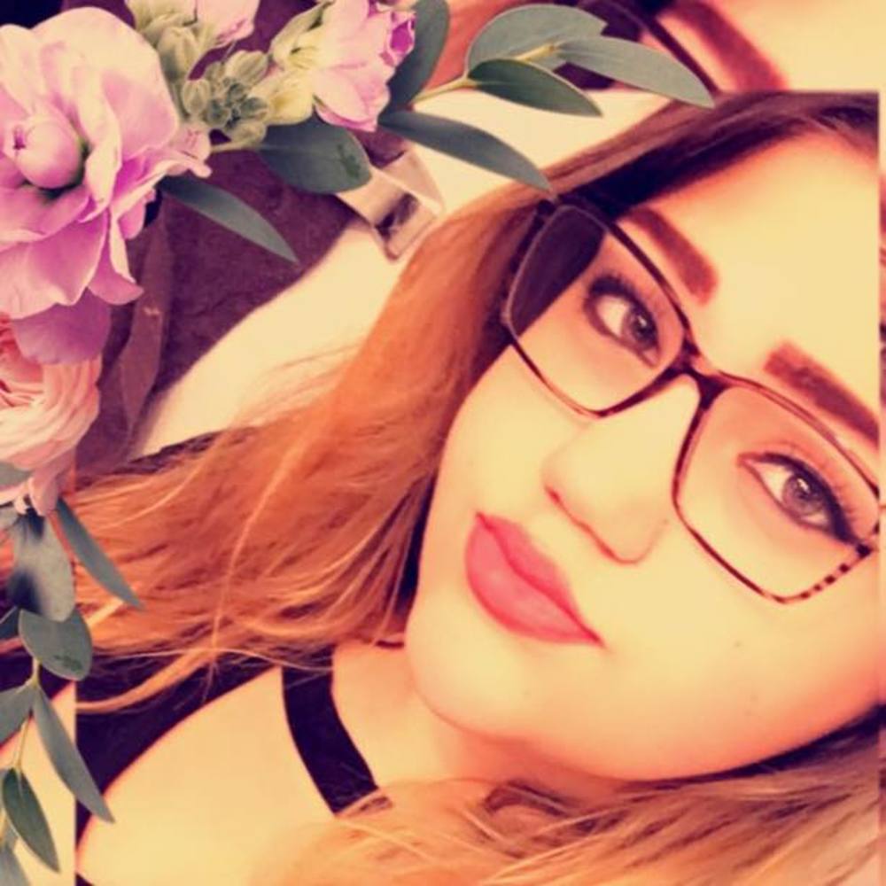 Meet your Posher, Evelyn